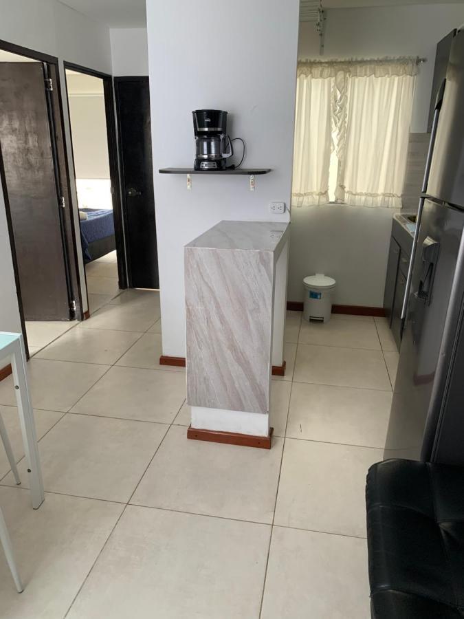 Apartamento cerca del CC Titan Plaza Bogotá Exterior foto